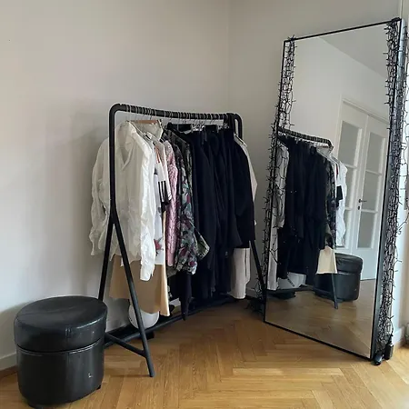 Charming 2 In Peaceful Brunau Zürich