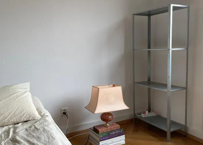 Charming 2 In Peaceful Brunau アパート